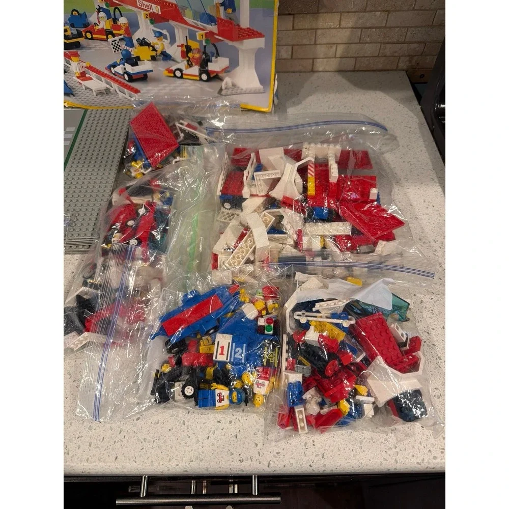 Vintage LEGO 6395 Victory Lap Raceway 1988 Town Shell Race Track Box Instruction
